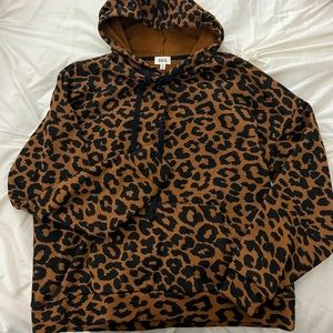 BKE animal print woman’s hoodie, Size small.